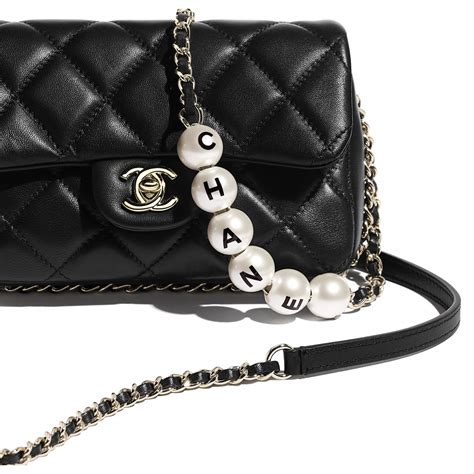 chanel pearl bag 2020